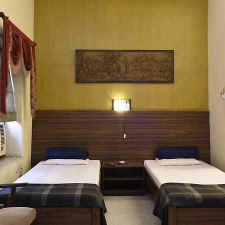 Hotel Esplanade Chambers Calcutta Exteriör bild