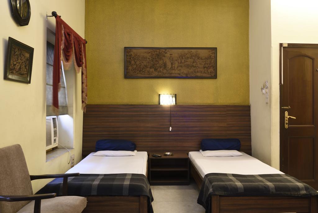 Hotel Esplanade Chambers Calcutta Exteriör bild